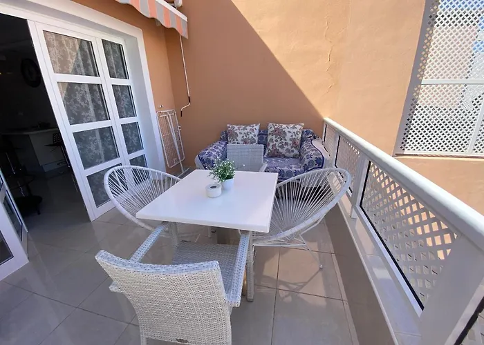 Beautiful Deluxe Sun And Sea Apartment