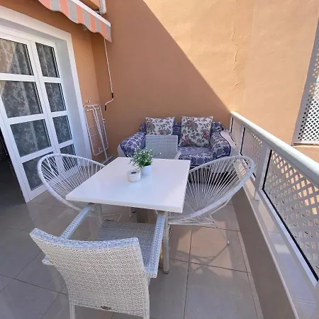 Beautiful Deluxe Sun And Sea Apartment